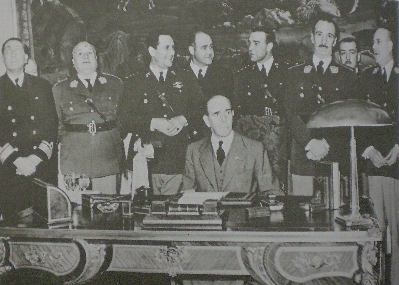 Farrell y gabinete