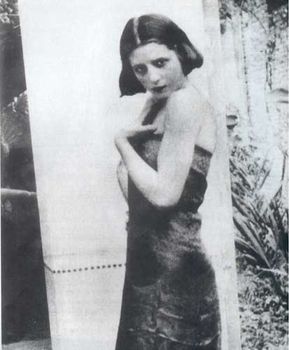 Eva Perón - 15 años